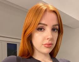Scarlett Jones